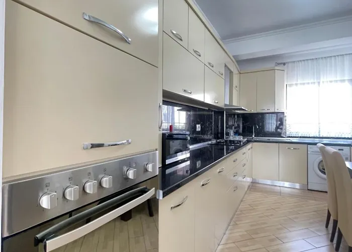 Apartament At Your Abroad - In Private House Tirana